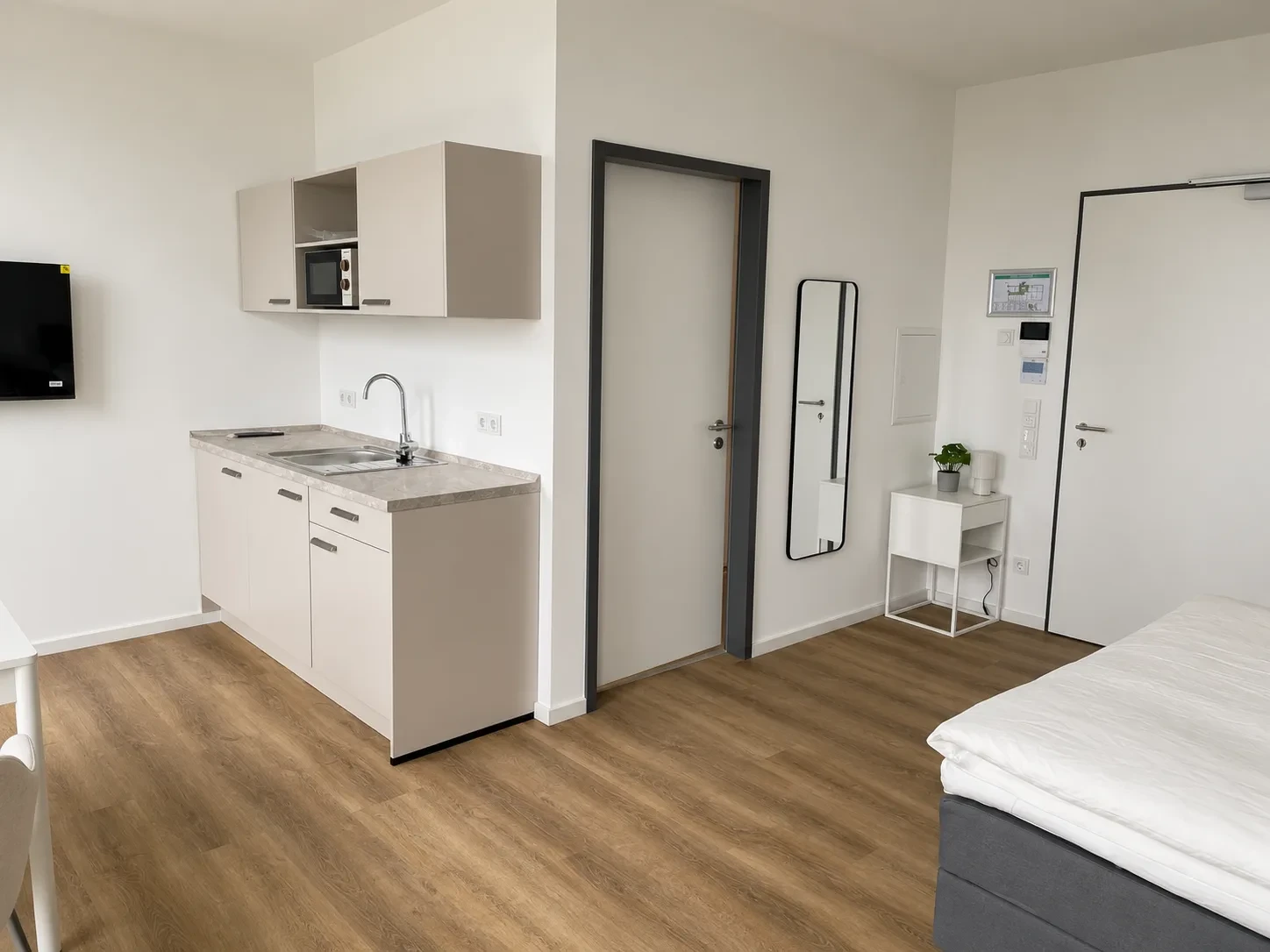 Comfort Apartment — STAY MCC Rheinbach Comfort Apartment im STAY MCC Boardinghaus Rheinbach — ca. 28 m²